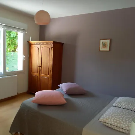 Ferienwohnung Le Jardin D'Anatole Bourges Exterior foto